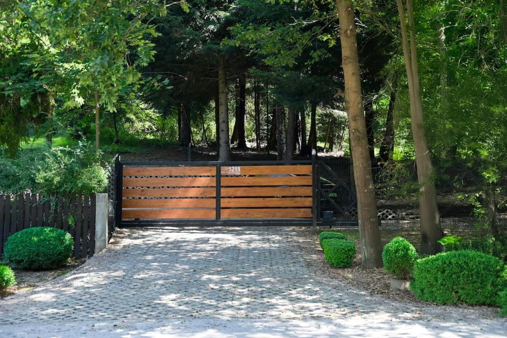 Polana Slowikowa 5 Star- Domek W Gorach Z Jacuzzi, Sauna,Basen,Ogrod Z Lasem, Kominek I Narty Stroza  Extérieur photo